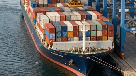 Alibaba freight forwarder shipping from China to UK