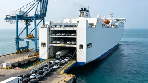 How Much Cost to Ship a Car to Hawaii