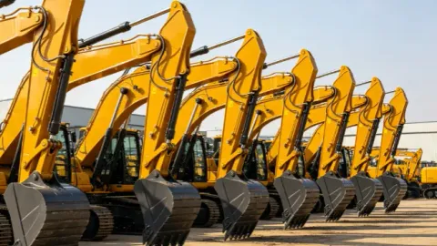 Envío de Maquinaria Pesada desde China: Guía Completa 2026 de Costos, Métodos y Aduanas