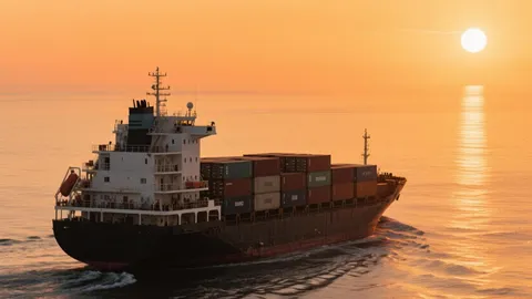Shipping route from China to New York